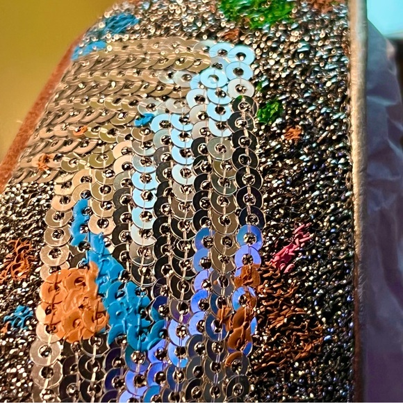 Leather - sequin heels - Picture 7 of 9